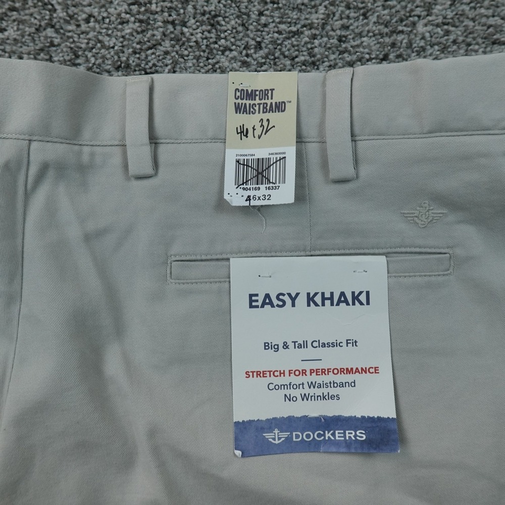 NEW Dockers Pants Mens 46X32 Gray Beige Khaki Chino Trouser Flat Front Stretch